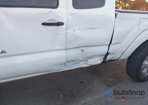 2014 Toyota Tacoma из США, поврежденный, VIN 5TFUX4EN5EX026469